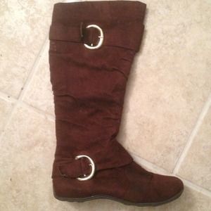 Brown Mid Calve boot