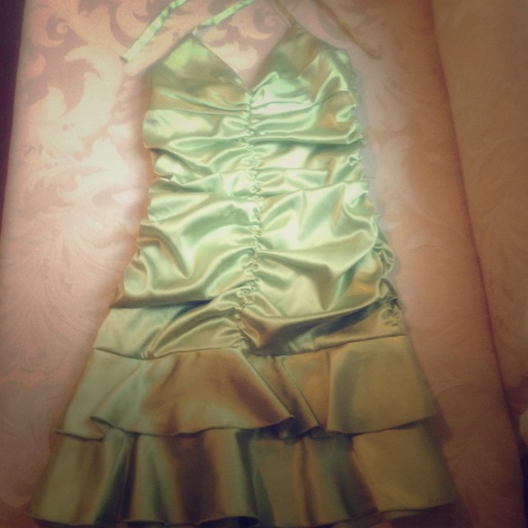 Jessica McClintock green polyester dress