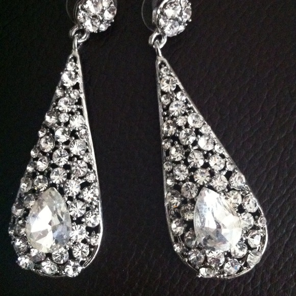 REDUCED!!! Sexy night out earrings