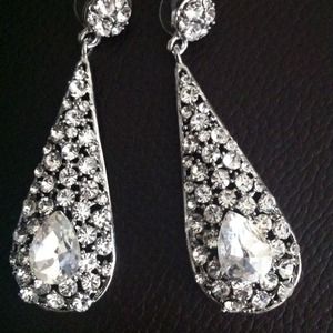 REDUCED!!! Sexy night out earrings