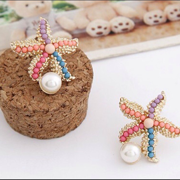 Jewelry - Pearl Starfish Earrings