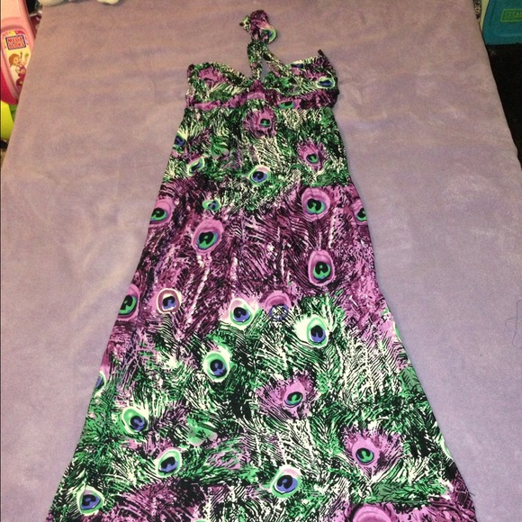 Forever 21 halter-top maxi dress