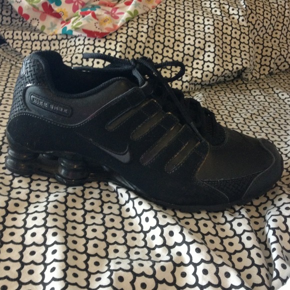 All black Nike Shox!
