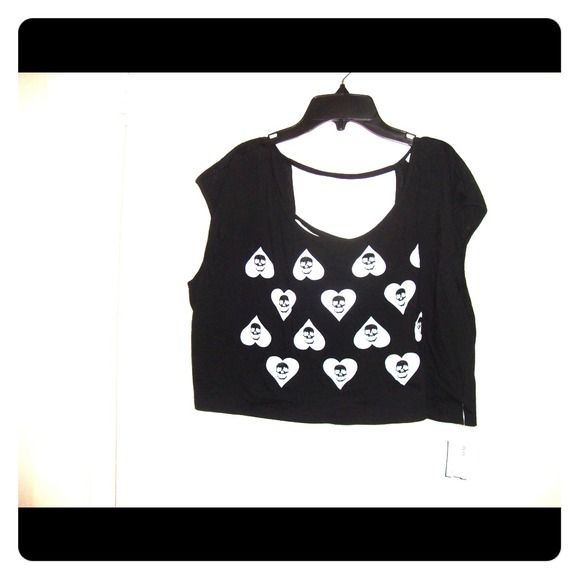 Hearts and Skulls Plus Size 3x Crop Top