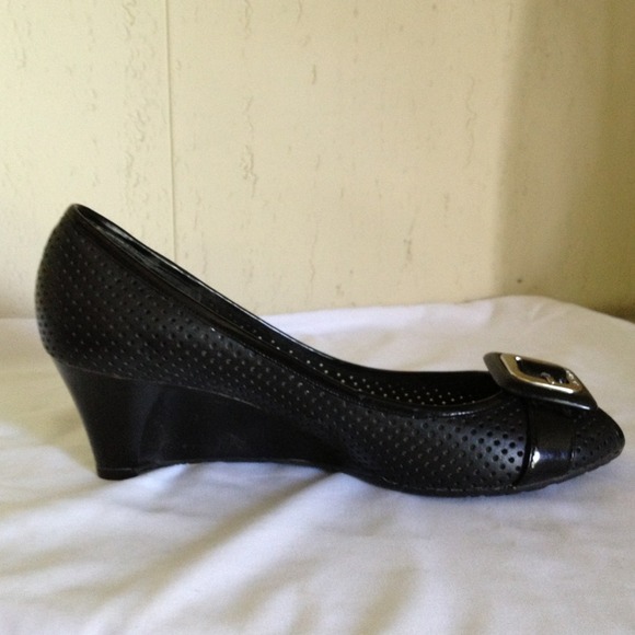 Just Reduced! BCBGirls open toe - Picture 2 of 3