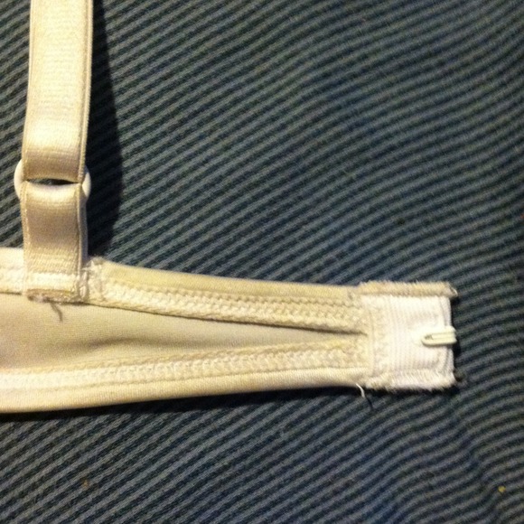 Maidenform bra 32a - Picture 4 of 4