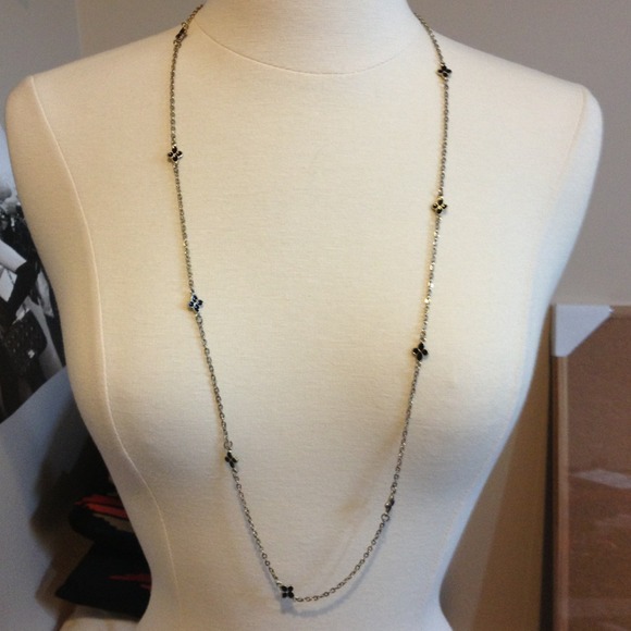 ❌SOLD in bundle❌Long necklace. Great for layering.