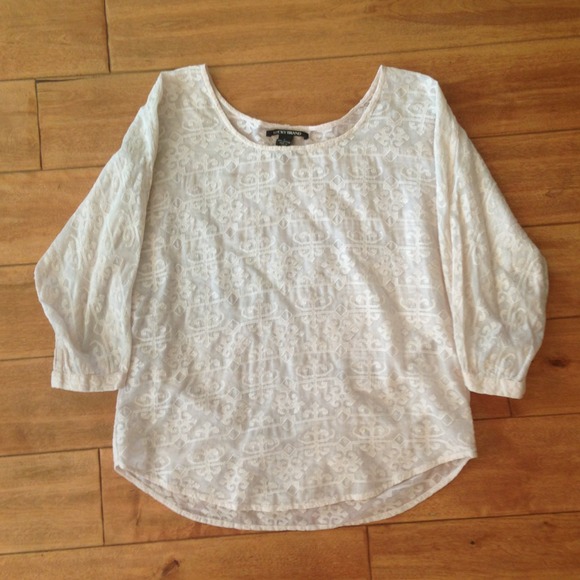 *SOLD* Lucky Brand Oversized Ivory Boho Hippie Top - Picture 2 of 4