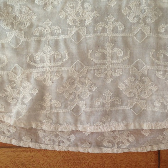 *SOLD* Lucky Brand Oversized Ivory Boho Hippie Top - Picture 4 of 4