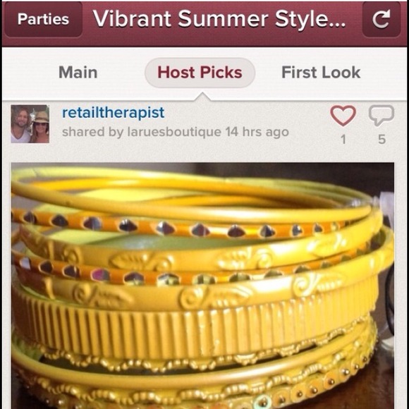 Bangles💛 - Picture 2 of 4
