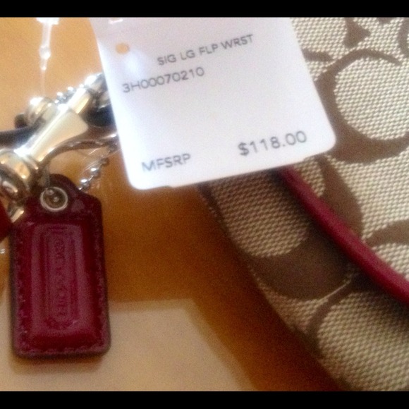 AUTHENTIC COACH LRG KHAKI & GARNET WRISTLET CLUTCH - Picture 2 of 4