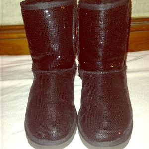 Black sequin uggs
