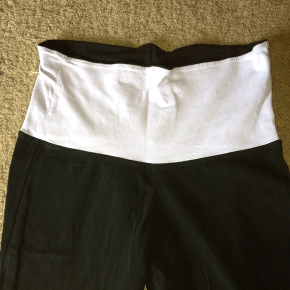 TRADED!!! Lilac n black yoga pants!