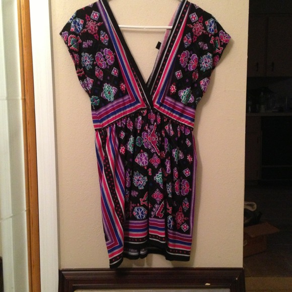 Tribal/colorful dress - Picture 1 of 2