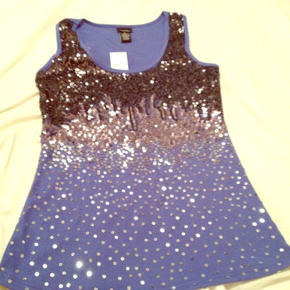 💎💎💎Sequin Blue Tank...NEW