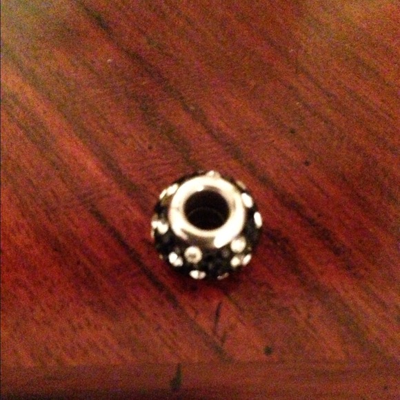 Swavorski crystal black and crystal white bead