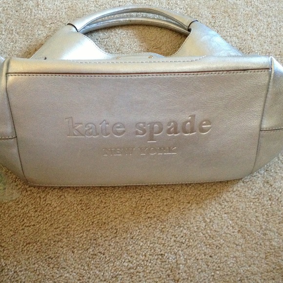 Authentic Kate Spade purse - Picture 4 of 4