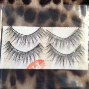 💢TRADED💢Reusable fake eyelashes