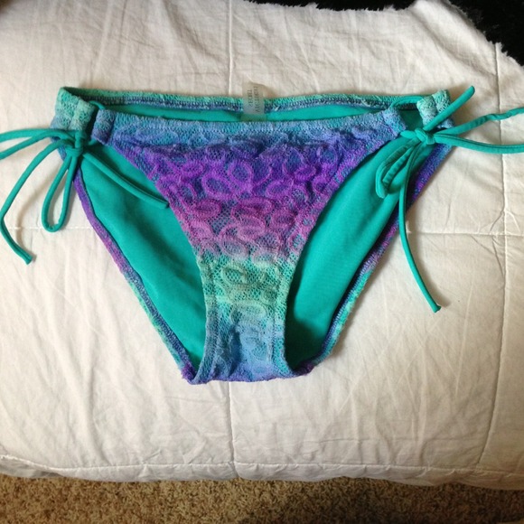 Victoria secret adjustable bathing suit bottoms