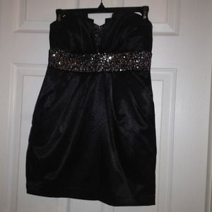 Blk party dress w/sequin - Sz 3
