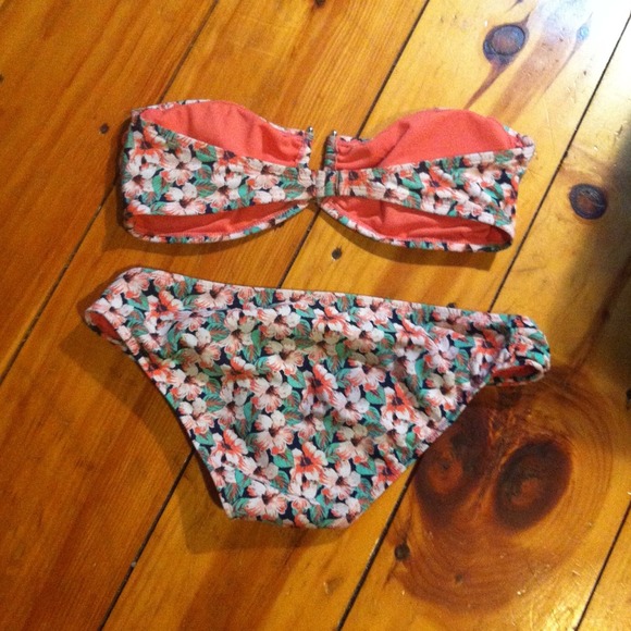 SOLD - Picture 2 of 2