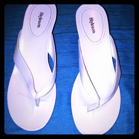 Style and co. Wedge thing sandals