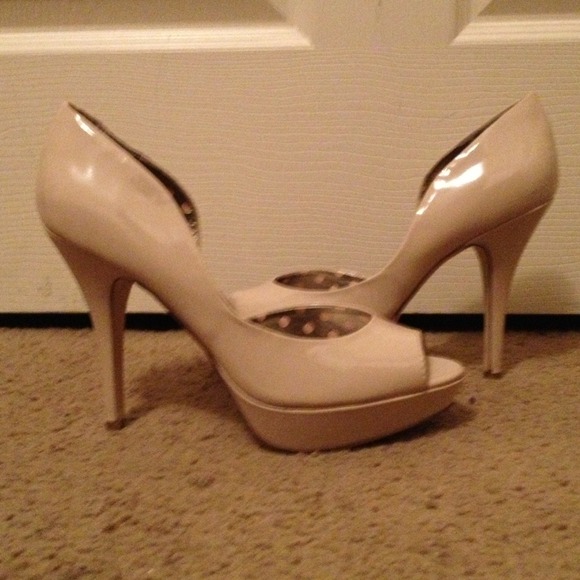 Shoes - Picture 2 of 2