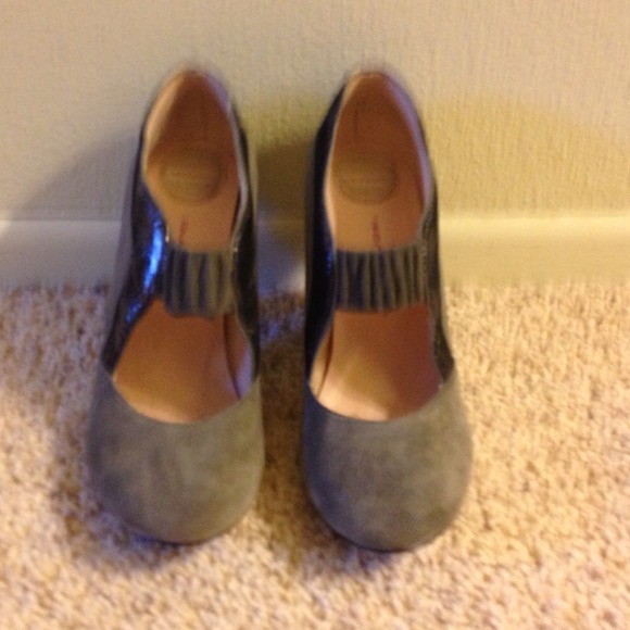 Fornarina grey swede slip on booties - Picture 3 of 5