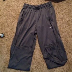2 pairs of men's Nike pants XL