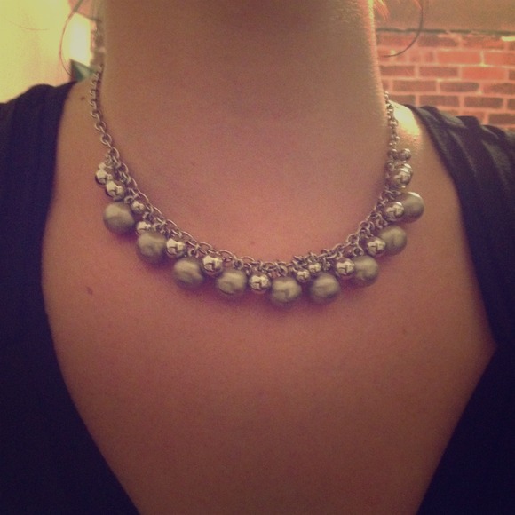 **NEW DISCOUNTED PRICE** lia sophia necklace
