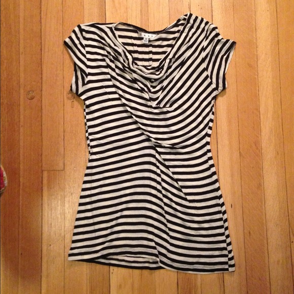 ❌SOLD❌Short sleeve blouse