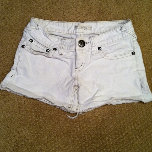 Free People white shorts