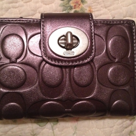 Coach wallet, GREAT CONDITION