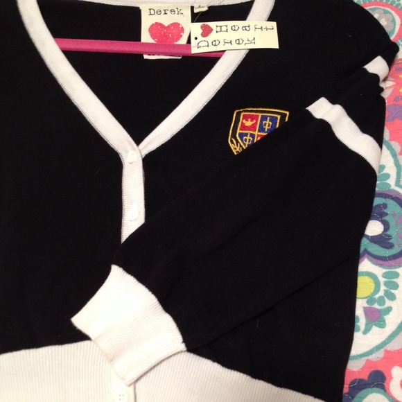 ❗️❗️SOLD❗️❗️Vintage style, preppy girl sweater - Picture 3 of 4
