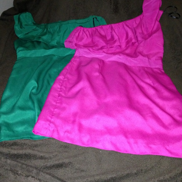 (TRADED) Set of 2 one shoulder dresses.