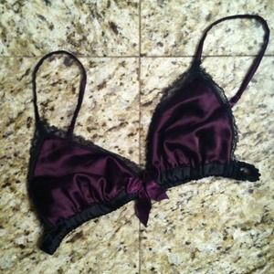 SOLD IN BUNDLE