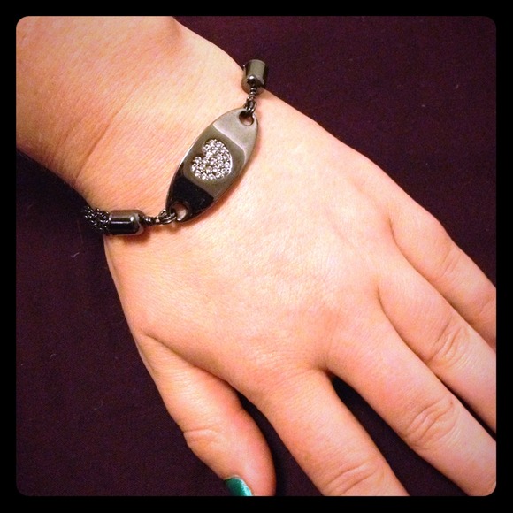 **NEW DISCOUNTED PRICE** Love Note bracelet