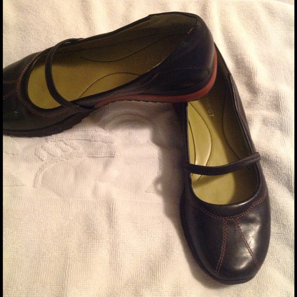 Black flats