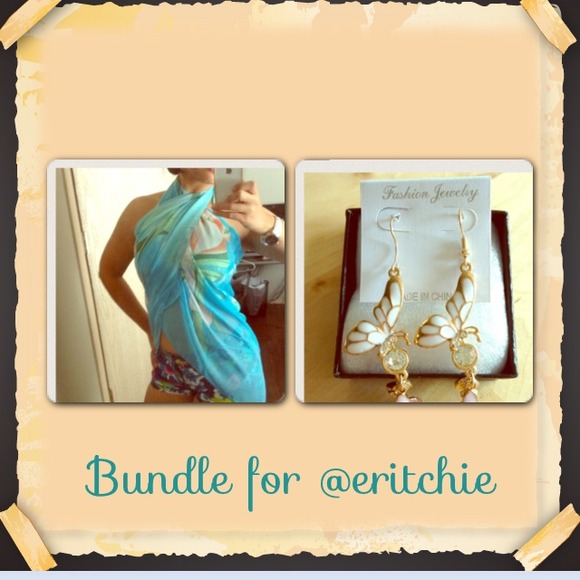 ✨Butterfly earring & blue floral chiffon Cover up✨