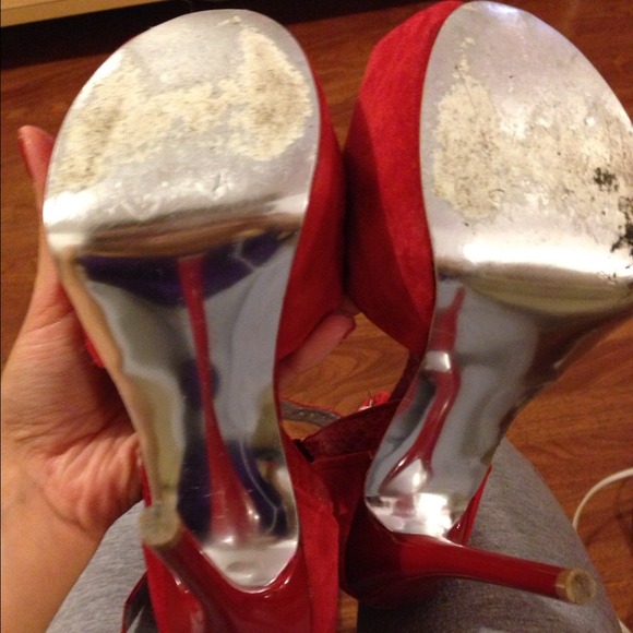 Bebe cherry red open toe shoe - Picture 2 of 2