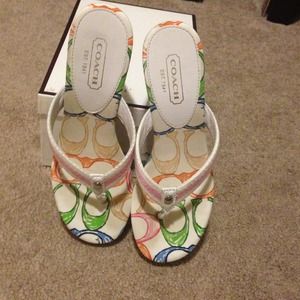 Authentic coach wedged flip flops