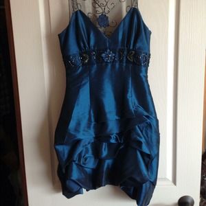 Short formal dark blue dress