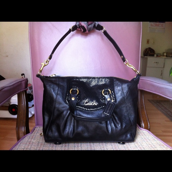 🍎SOLD🍎 - Picture 2 of 4