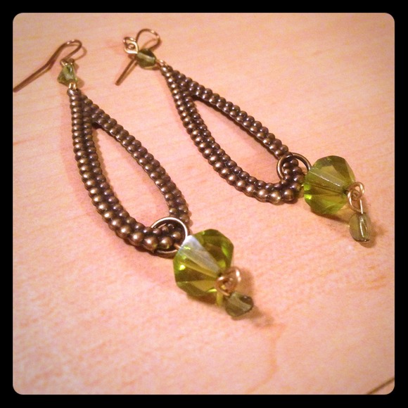 * SOLD * Dangling Costume Earrings