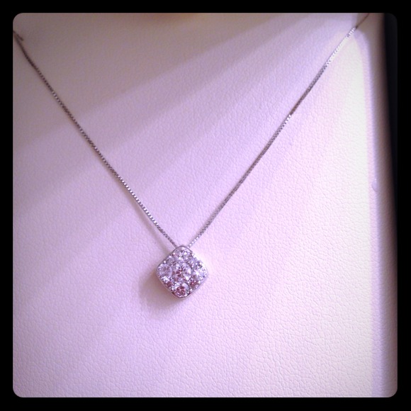 Dimond necklace