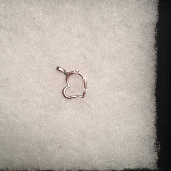 Diamond pendent