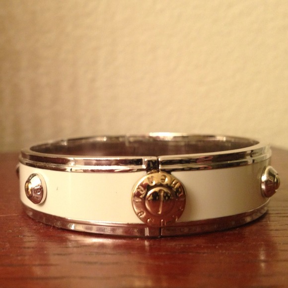 Henri Bendel oval rivet bangle