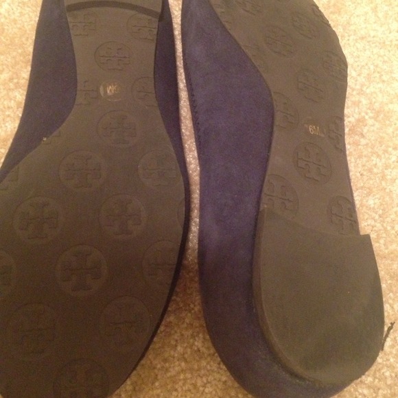 Tory burch sued royal blue💙💙 - Picture 3 of 3