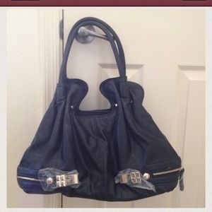 Black purse for nelly857