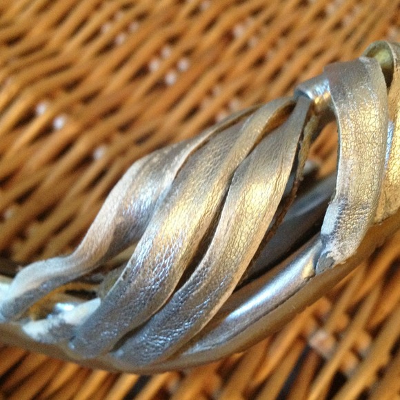 New listing: silver heels - Picture 4 of 4